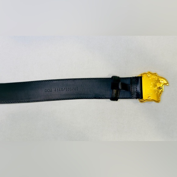 Versace La Medusa Greca Buckle Leather Belt Black 100 Cm DCU4140 Size 34 - Picture 12 of 16